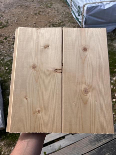 UTF profils, gludi ēvelēta virsma